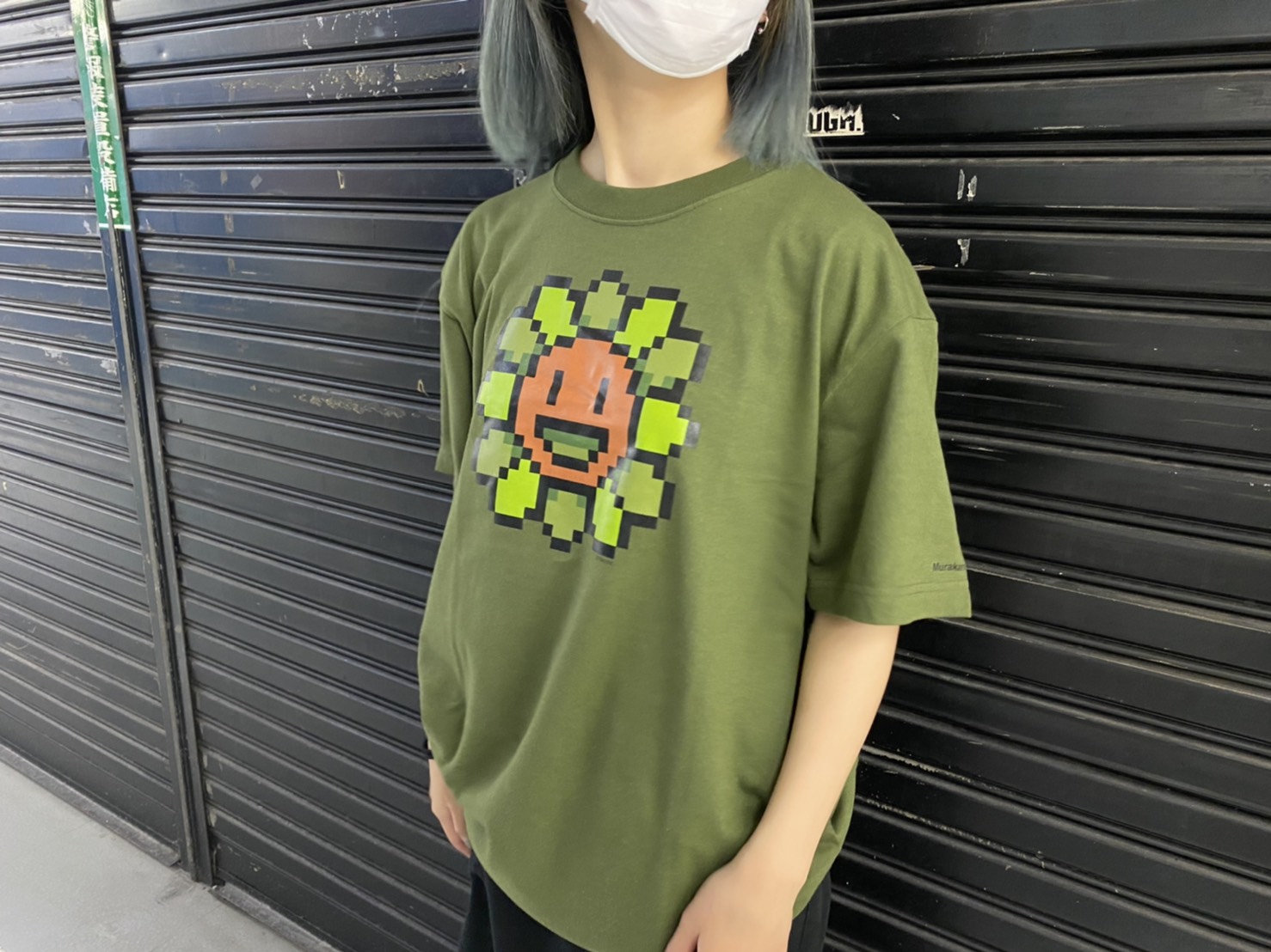 6月24日(木)よりWEBショップにて、Murakami.Flower Tシャツの新色を 